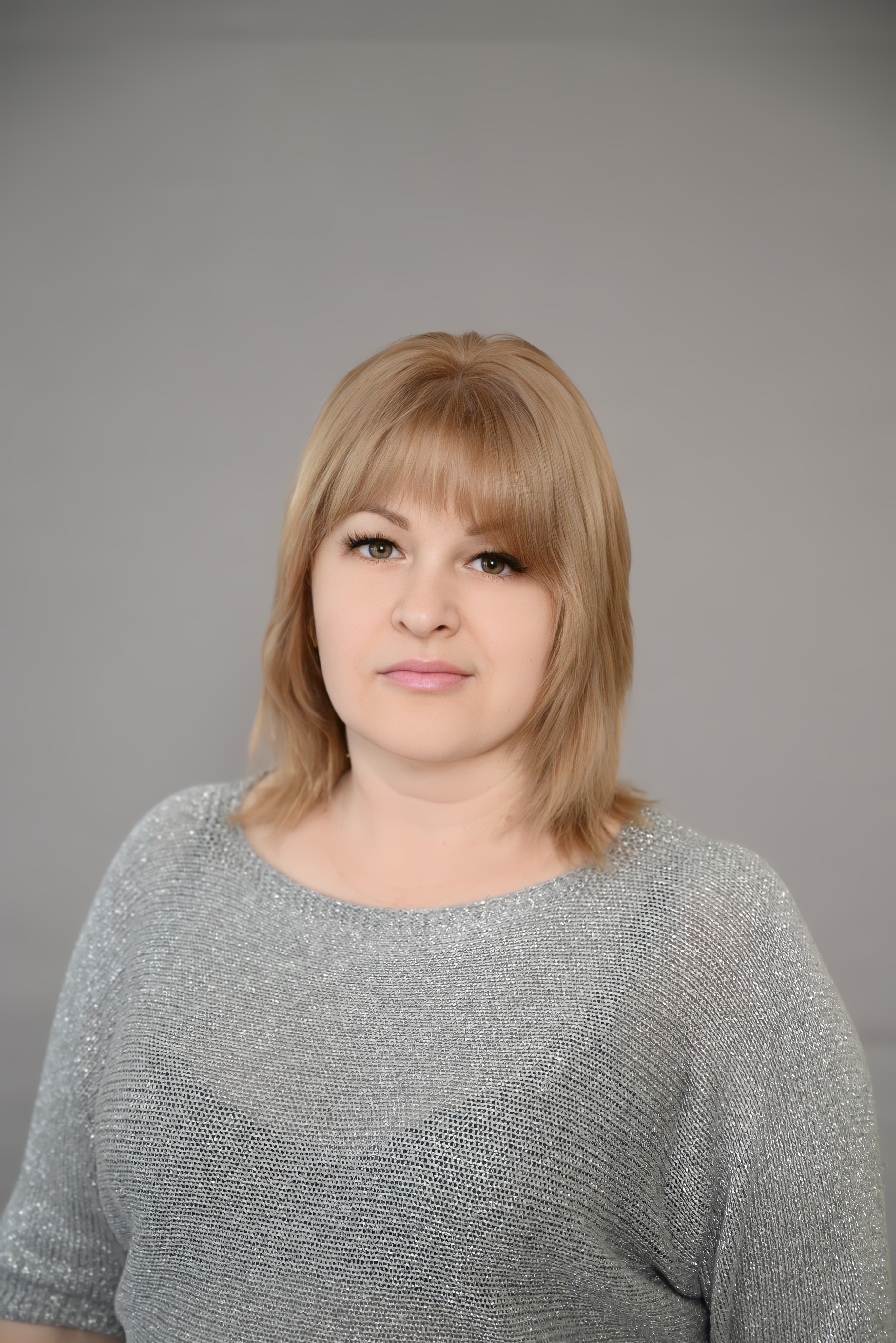 Ряснянская Оксана Сергеевна.